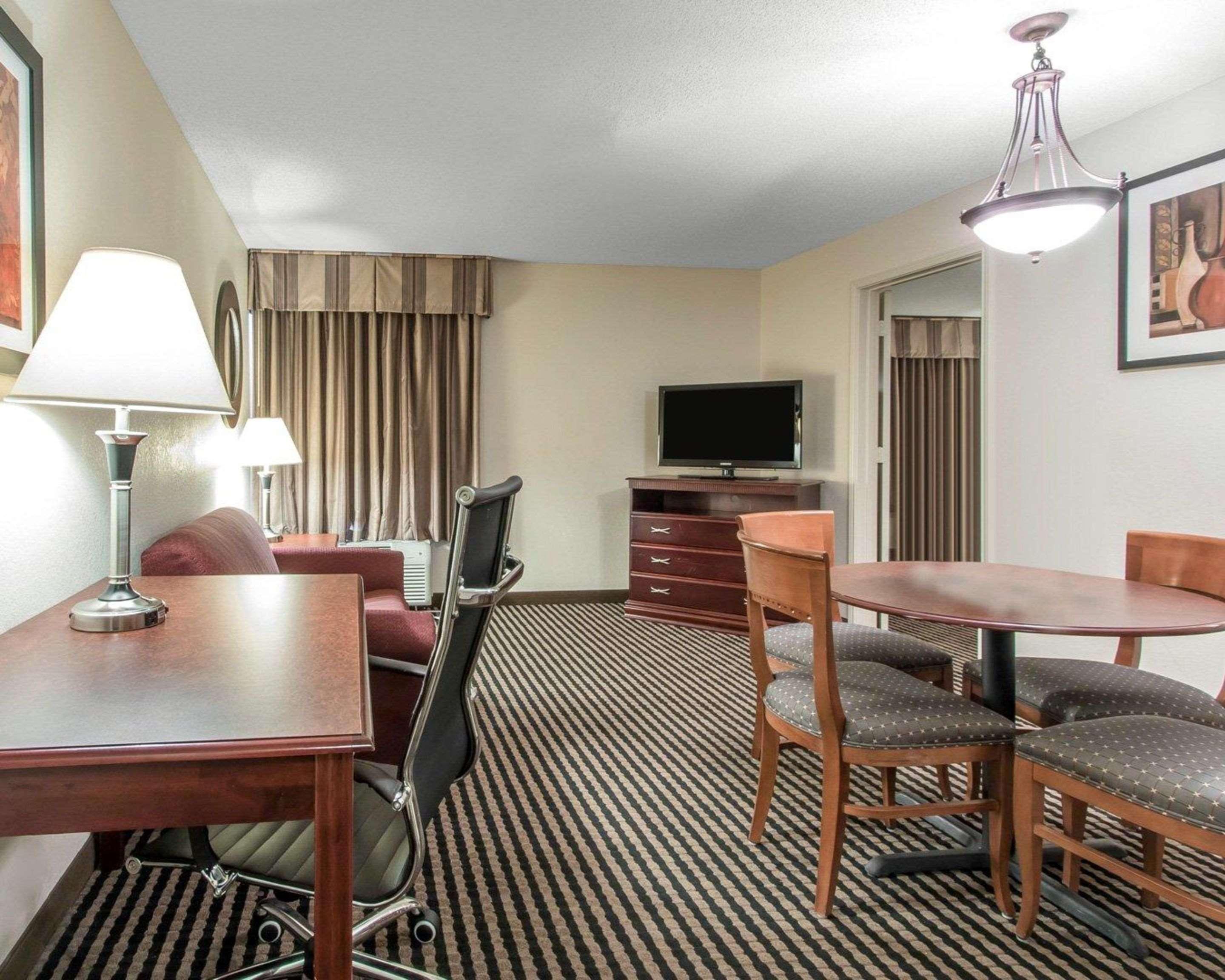 Comfort Inn Birmingham - Irondale Exterior photo