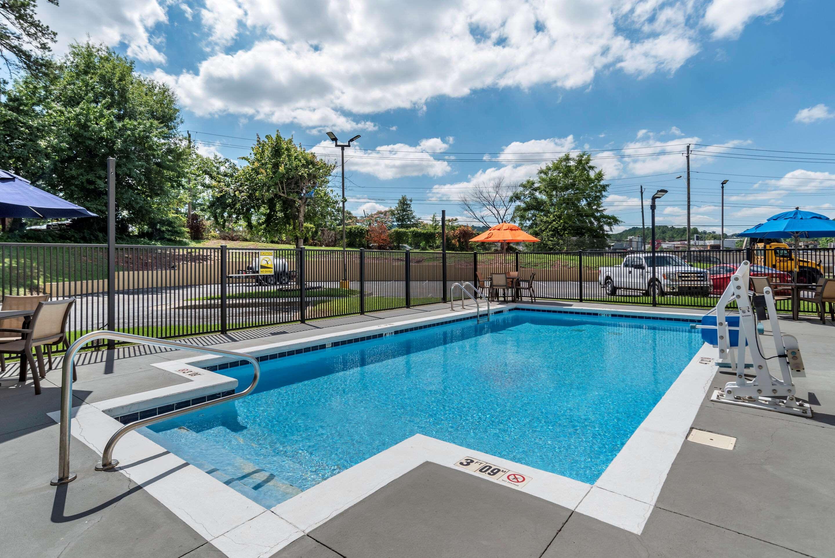 Comfort Inn Birmingham - Irondale Exterior photo