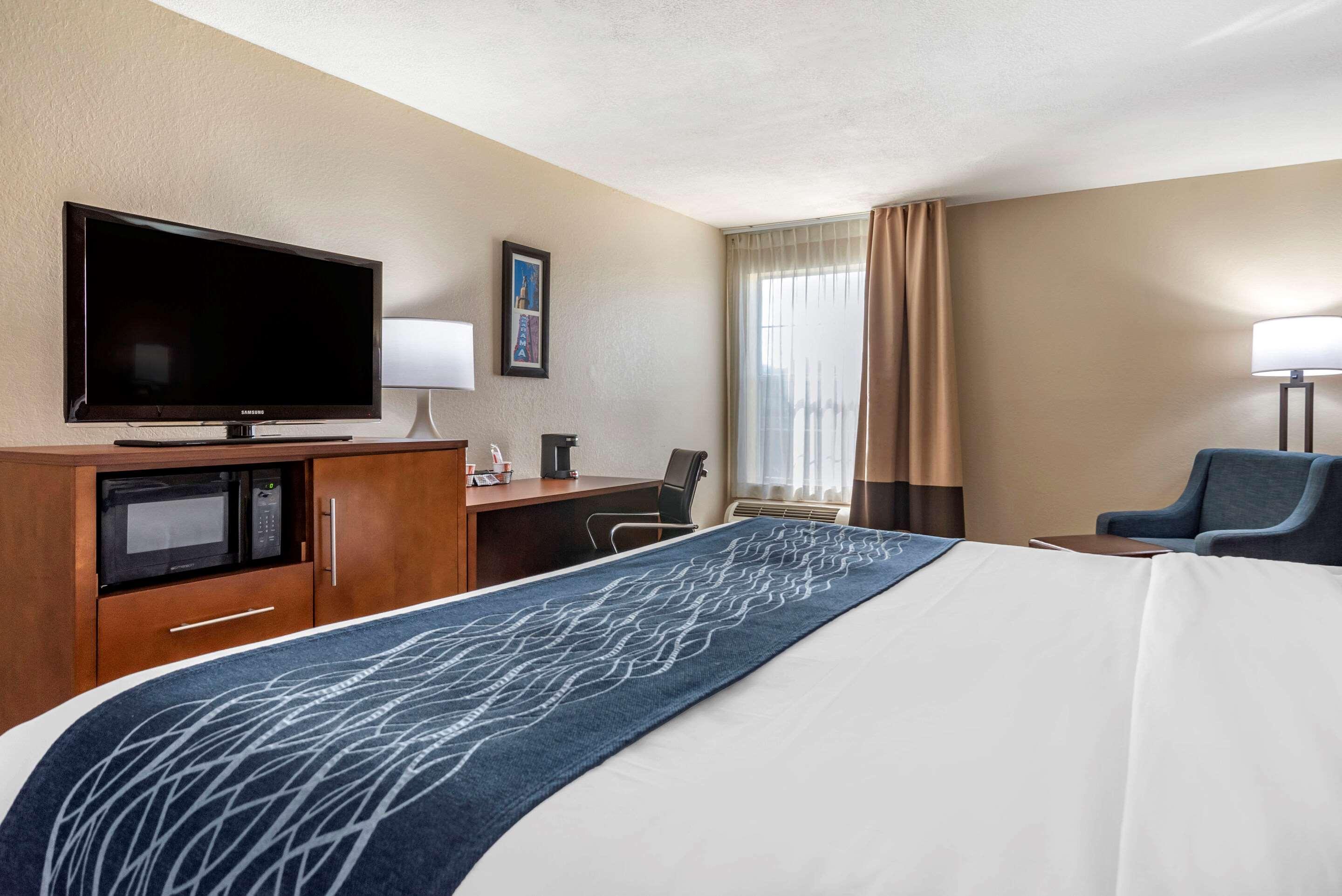 Comfort Inn Birmingham - Irondale Exterior photo